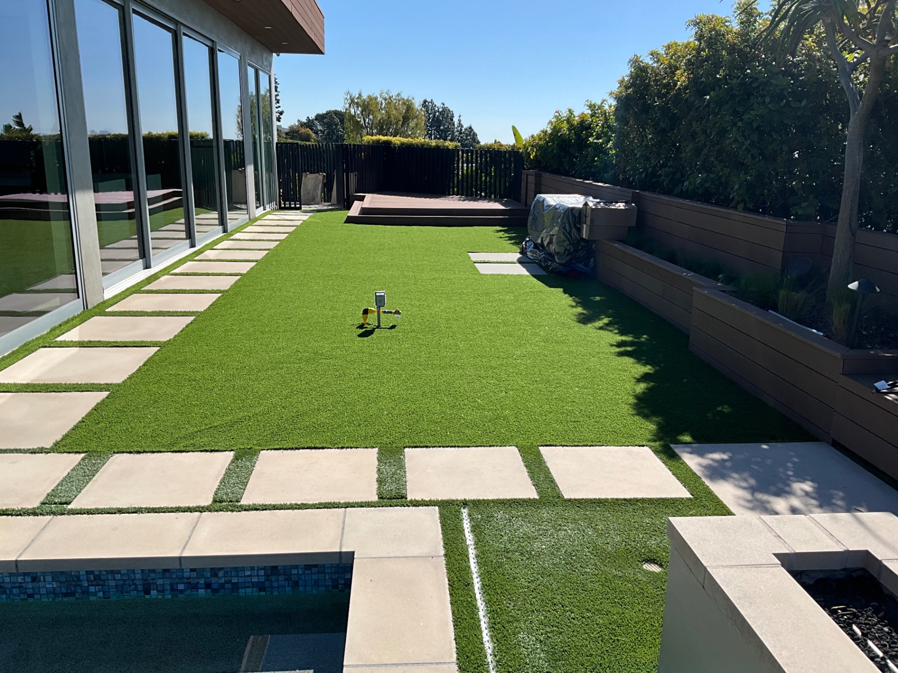 Turf, Pavers & Hardscape